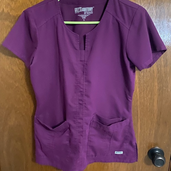 Grey's Anatomy Tops - Greys anatomy top